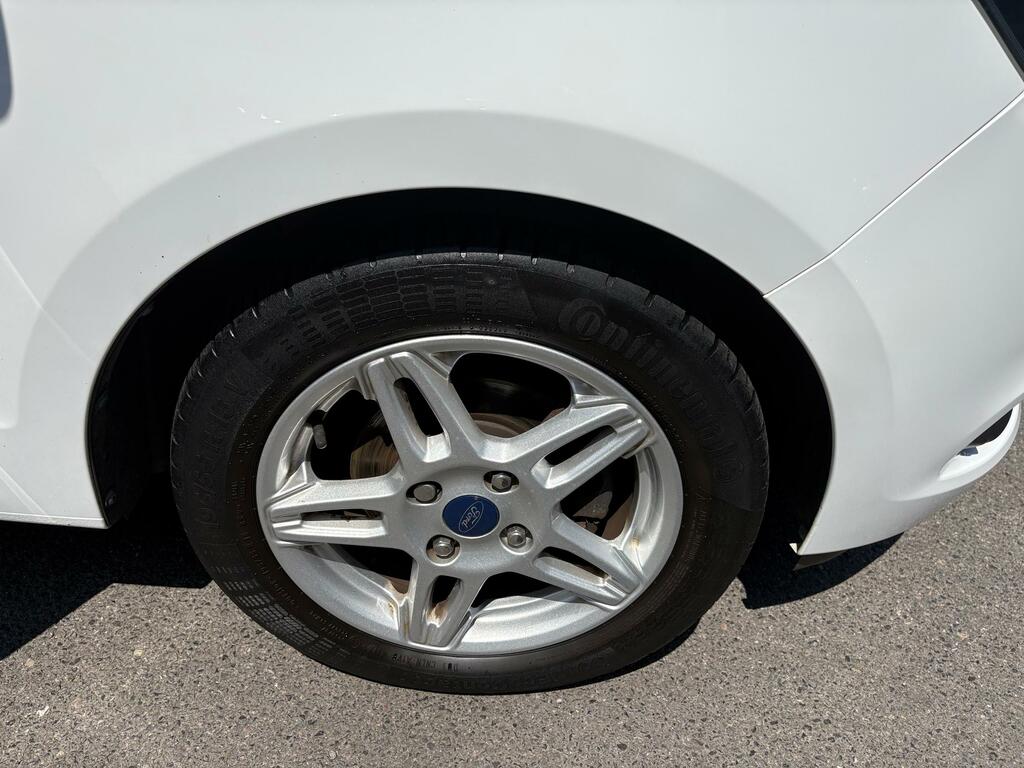 Ford KA+ 1.2 85 Zetec White #5
