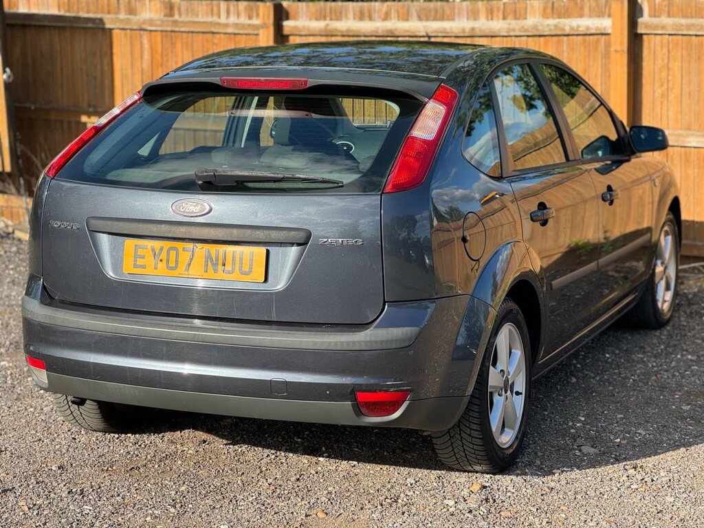 Ford Focus 1.6 Zetec Climate Estate 161 G Blue #11