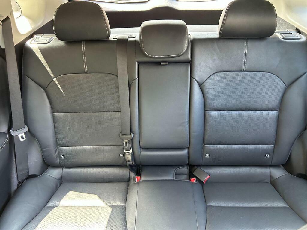 Kia Niro  White #42