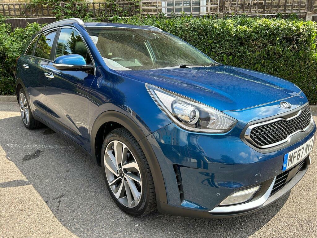 Kia Niro  White #8
