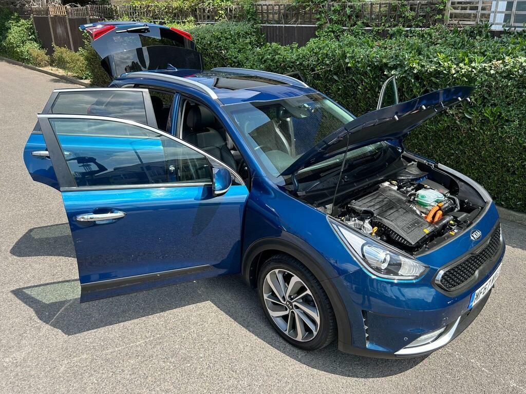 Kia Niro  White #70