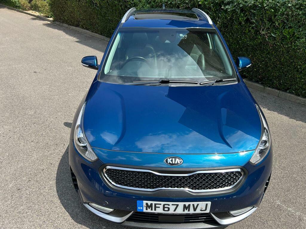 Kia Niro  White #62