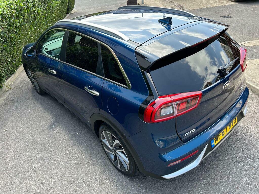 Kia Niro  White #58