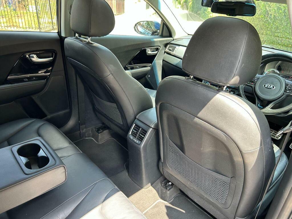 Kia Niro  White #31