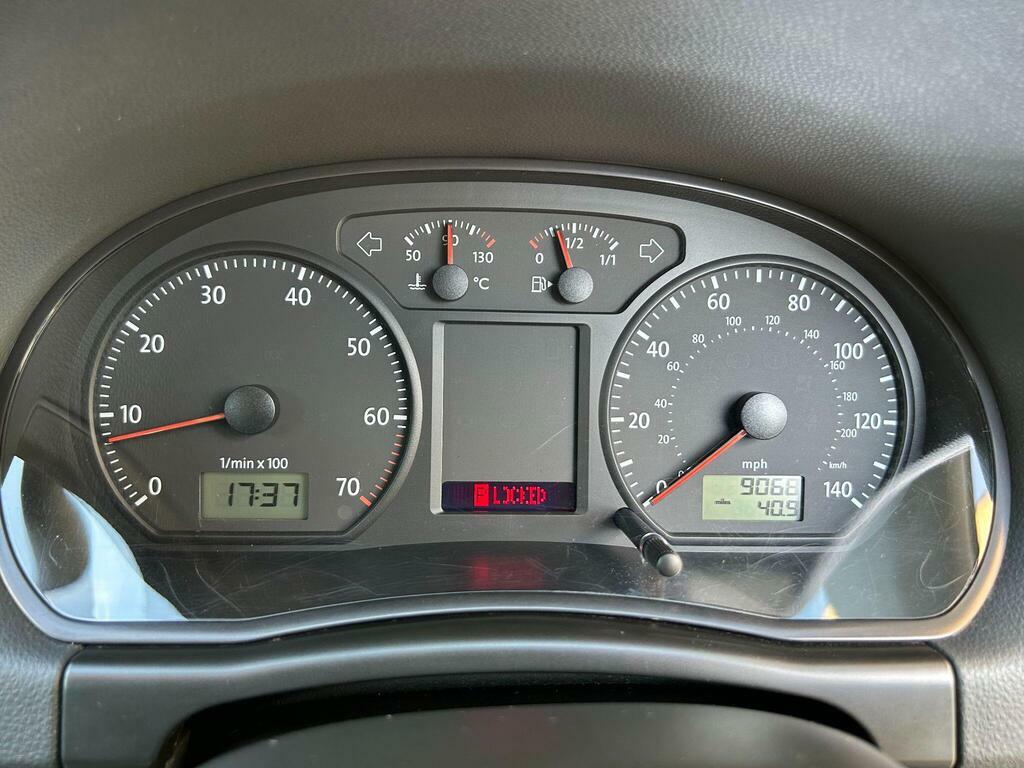 Volkswagen Polo 1.2 E Black #99