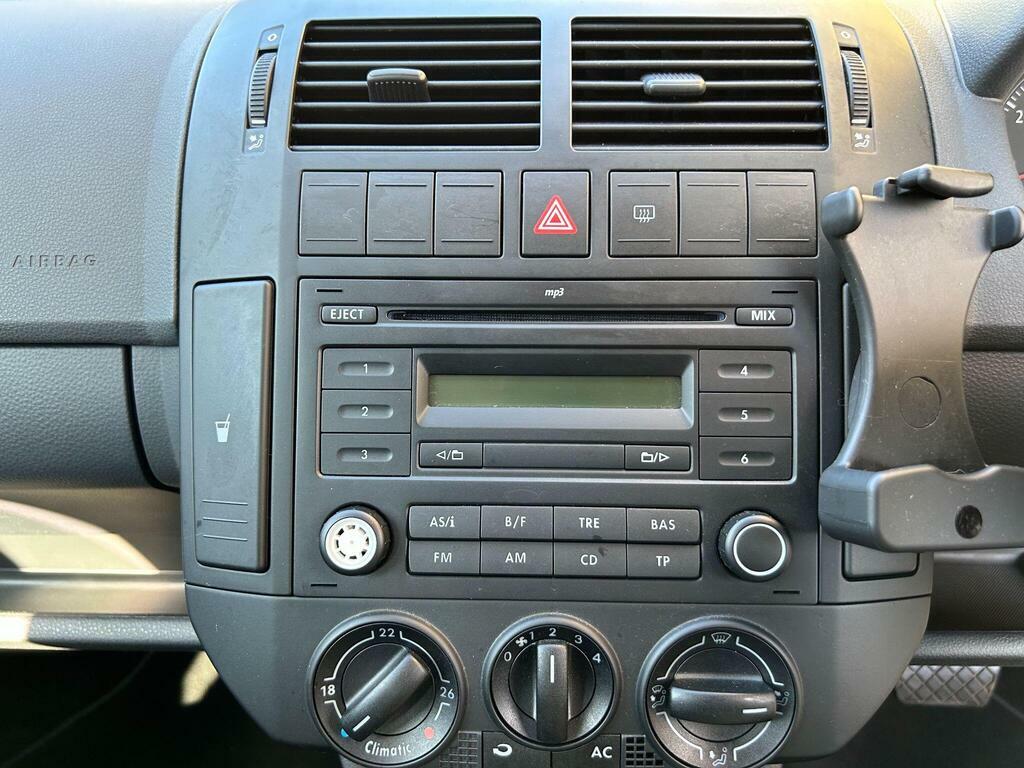Volkswagen Polo 1.2 E Black #97