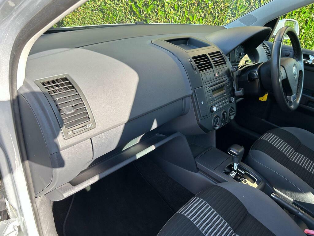 Volkswagen Polo 1.2 E Black #15