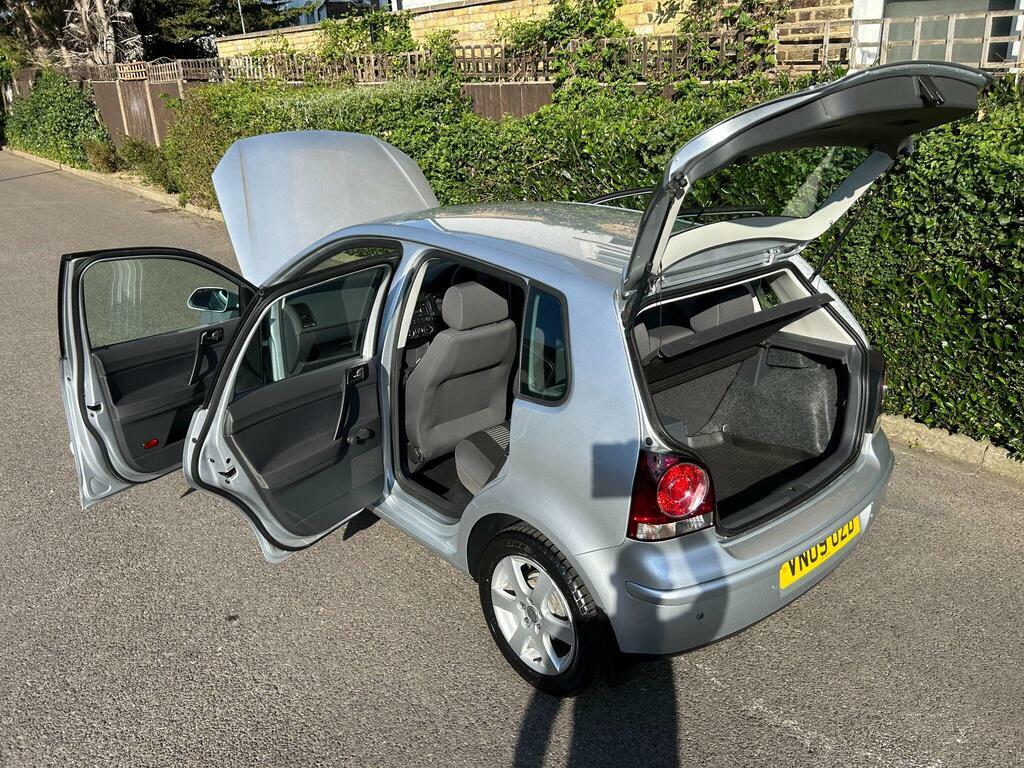 Volkswagen Polo 1.2 E Black #73