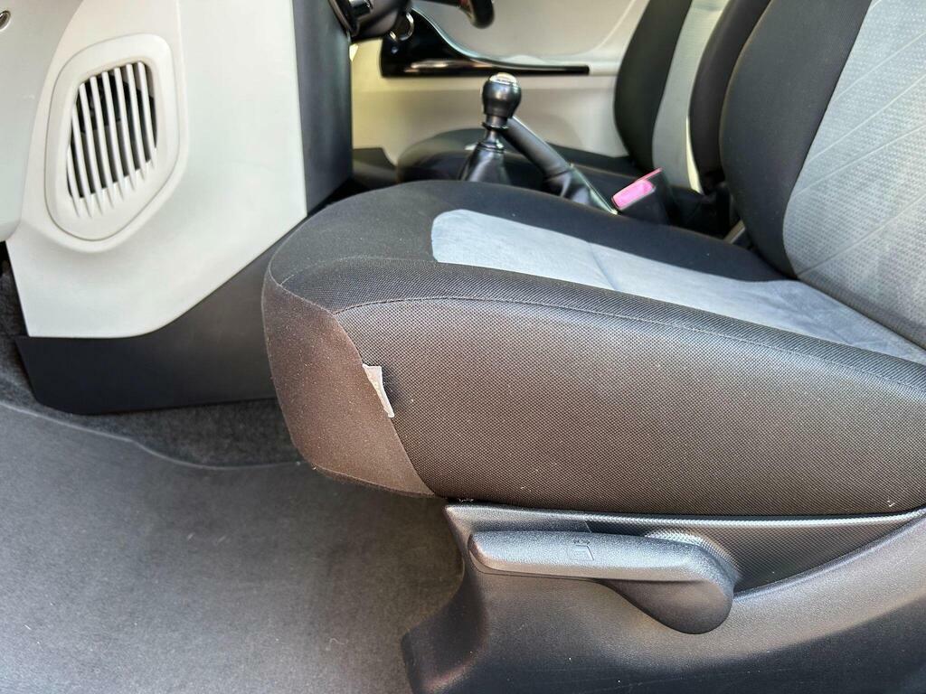 Toyota IQ Hatchback  #27