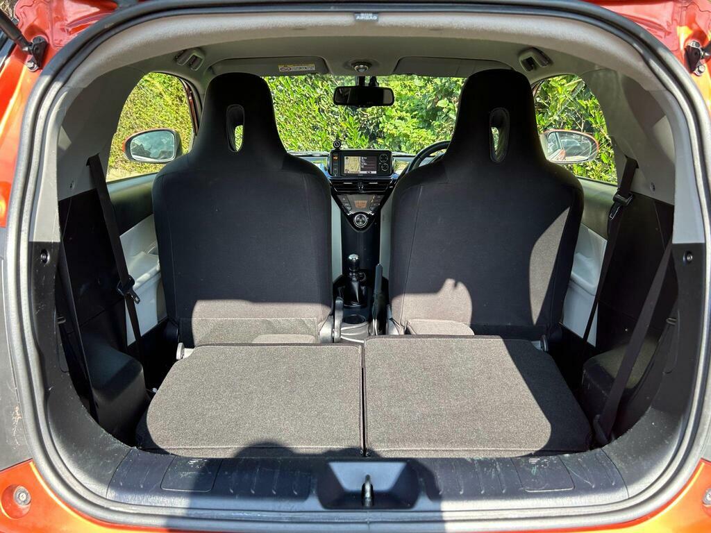 Toyota IQ Hatchback  #44