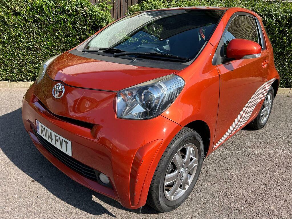 Toyota IQ Hatchback  #10