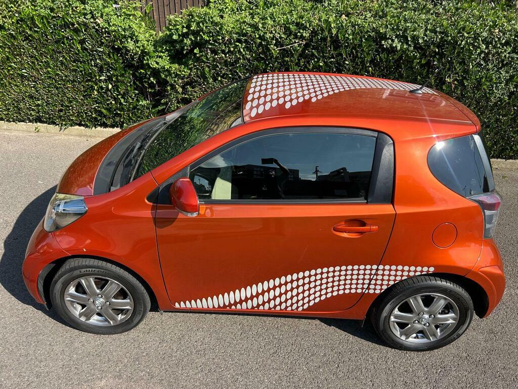 Toyota IQ Hatchback  #51