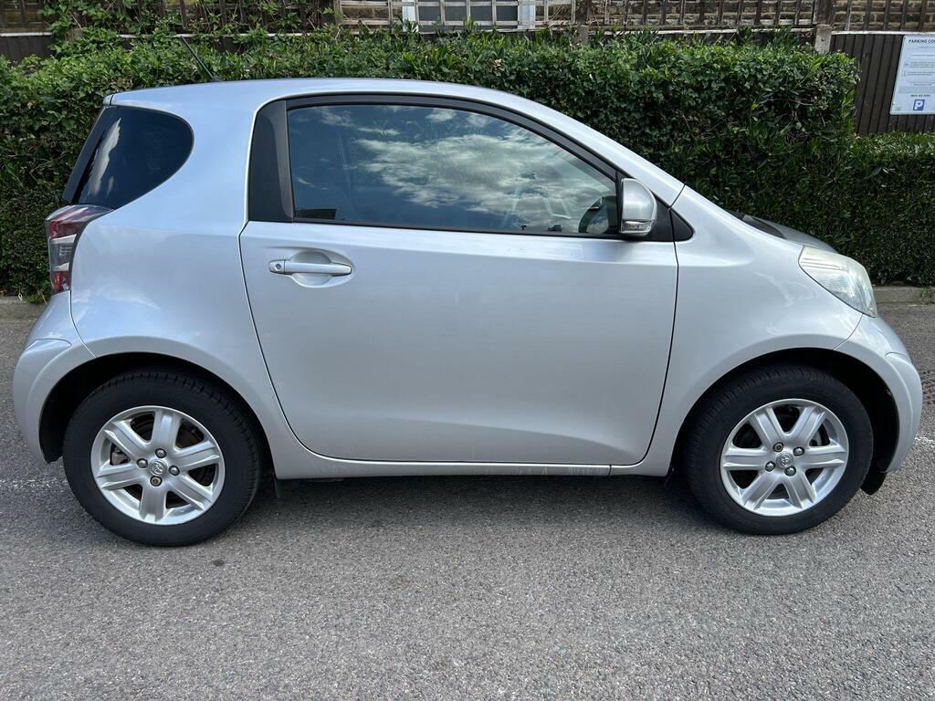 Toyota IQ 1.0 Vvt-i Multidrive Euro 4 Silver #5