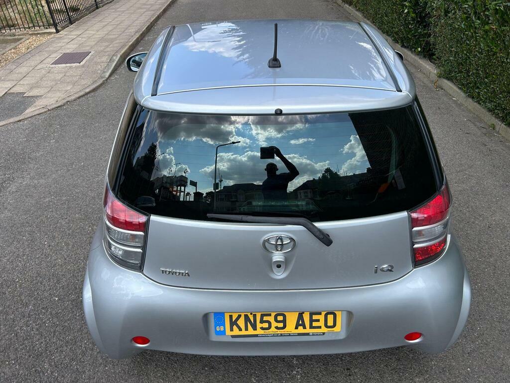 Toyota IQ Hatchback White #53