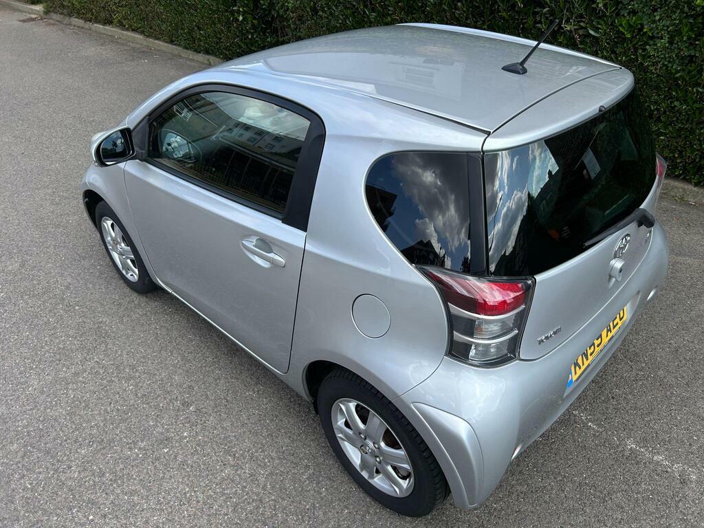 Toyota IQ Hatchback White #62