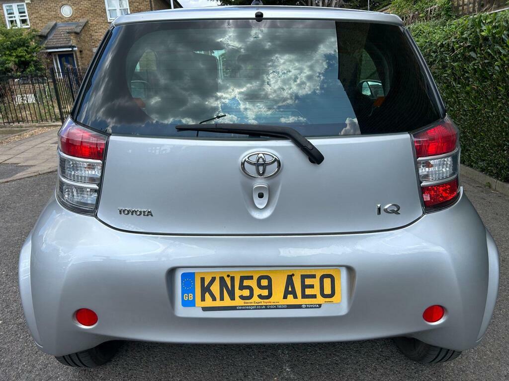 Toyota IQ Hatchback White #51
