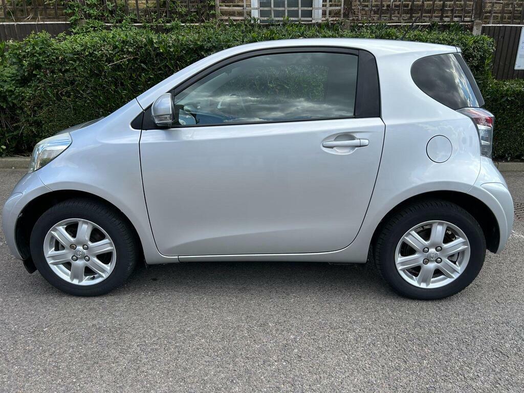 Toyota IQ 1.0 Vvt-i Multidrive Euro 4 Silver #6