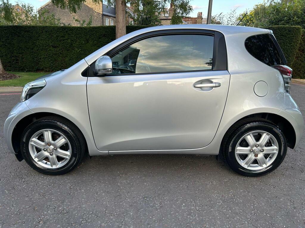 Toyota IQ 1.0 Vvt-i Euro 4 Silver #6