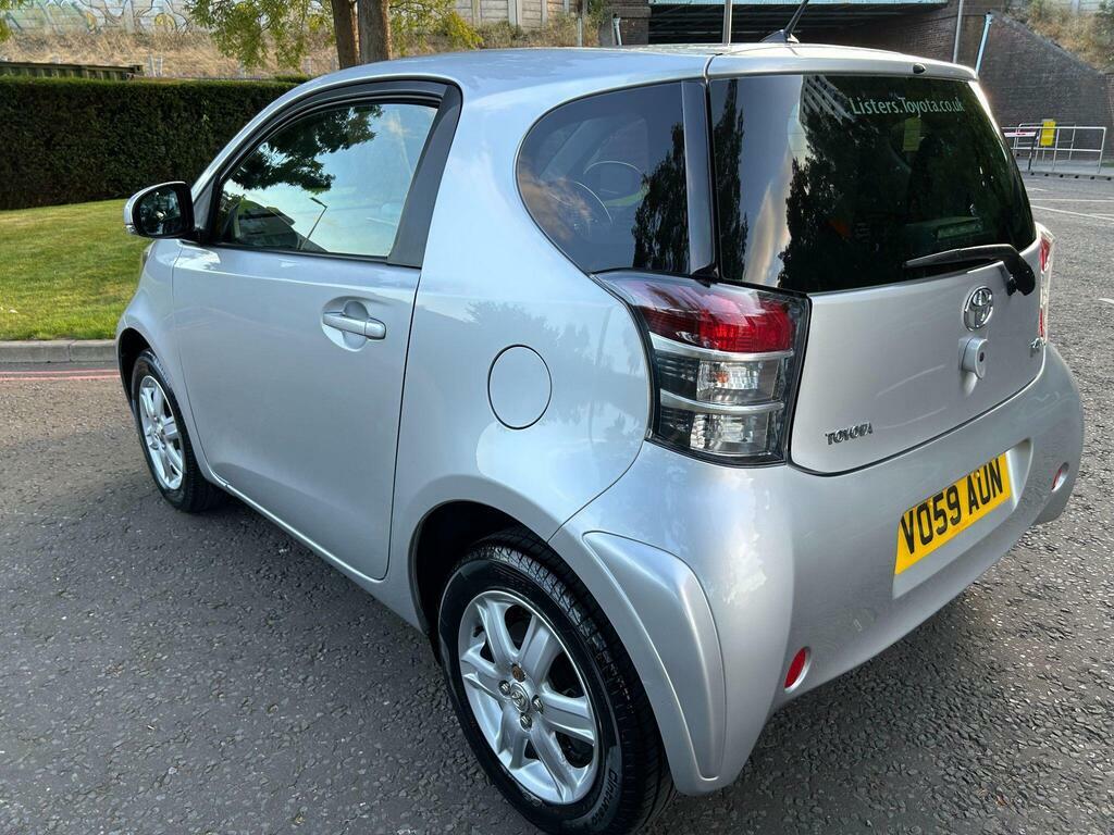 Toyota IQ 1.0 Vvt-i Euro 4 Silver #2