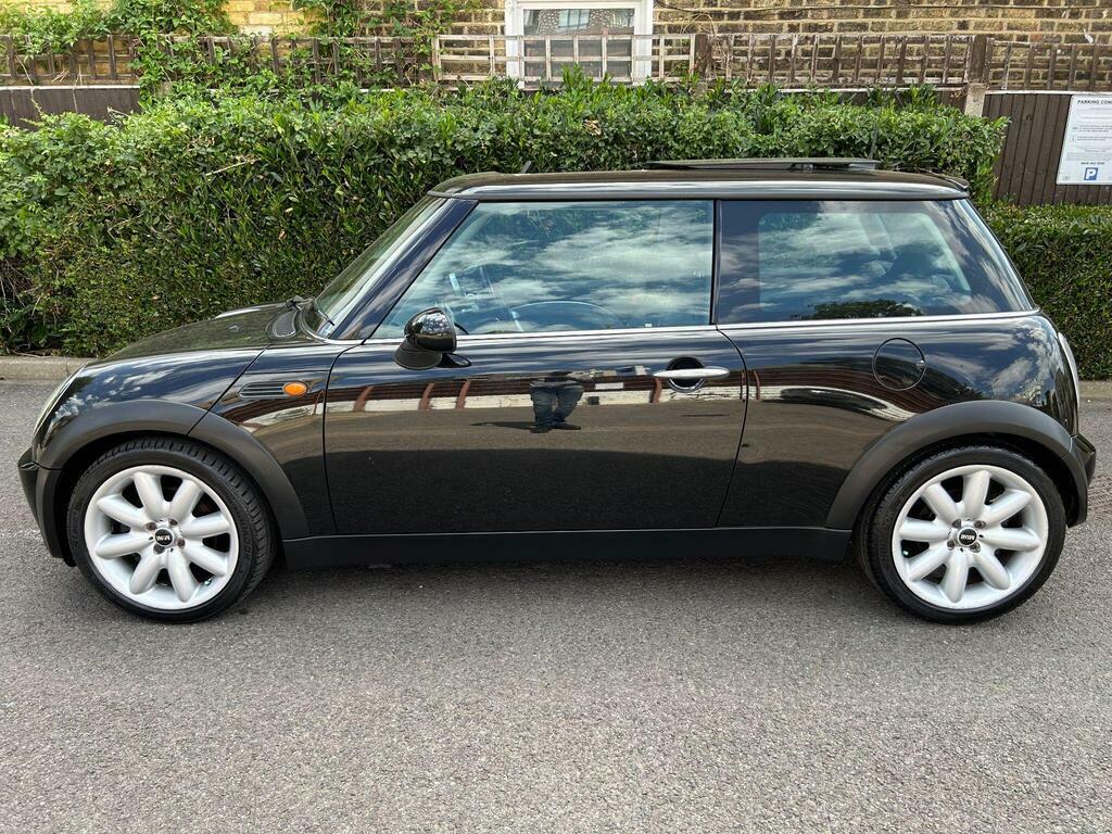 Mini Hatch 1.6 Cooper Cvt Euro 4 Black #6