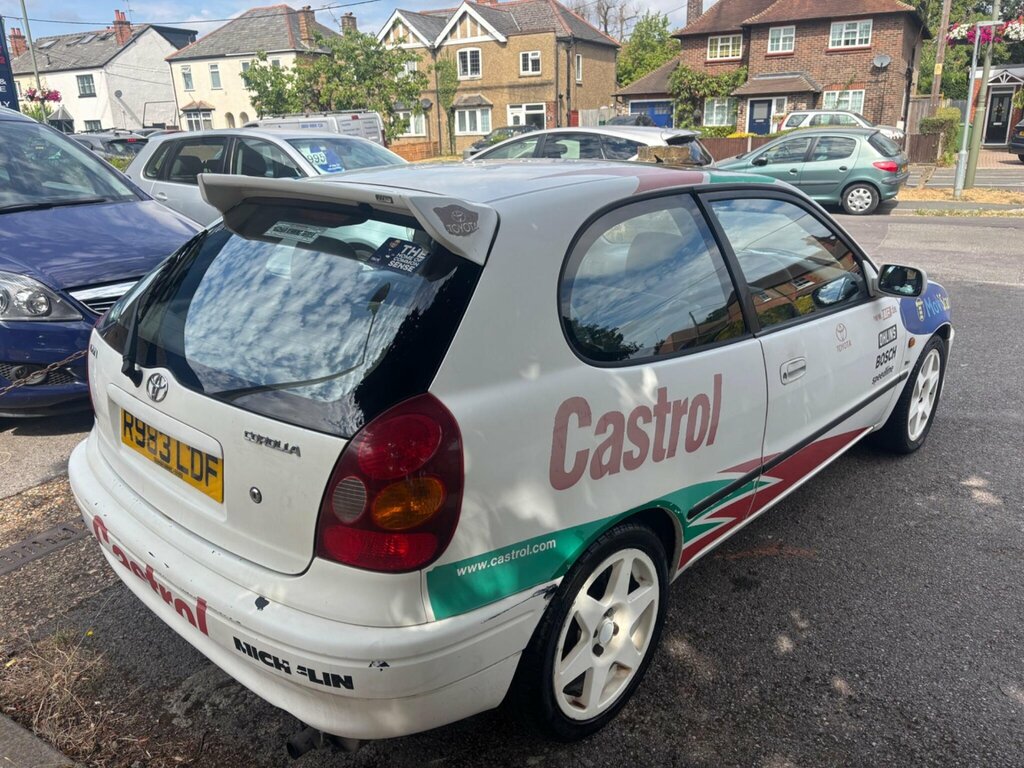 Toyota Corolla 1.3 Sportif White #8