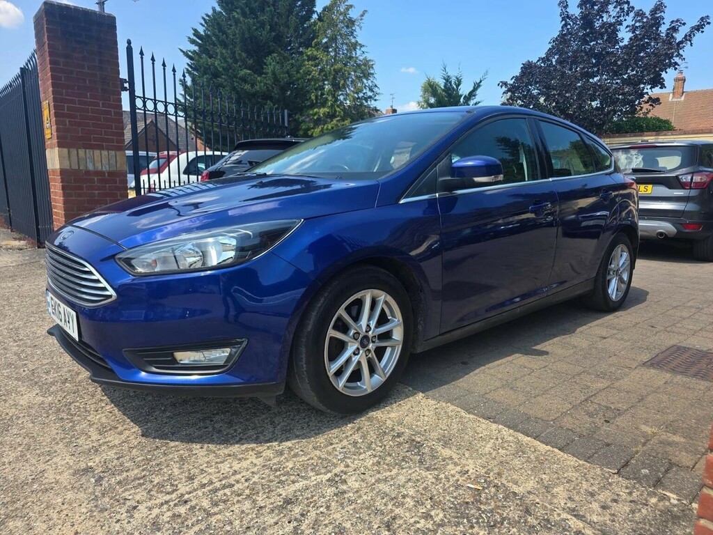 Ford Focus 1.5 Tdci Zetec Euro 6 Ss Blue #2