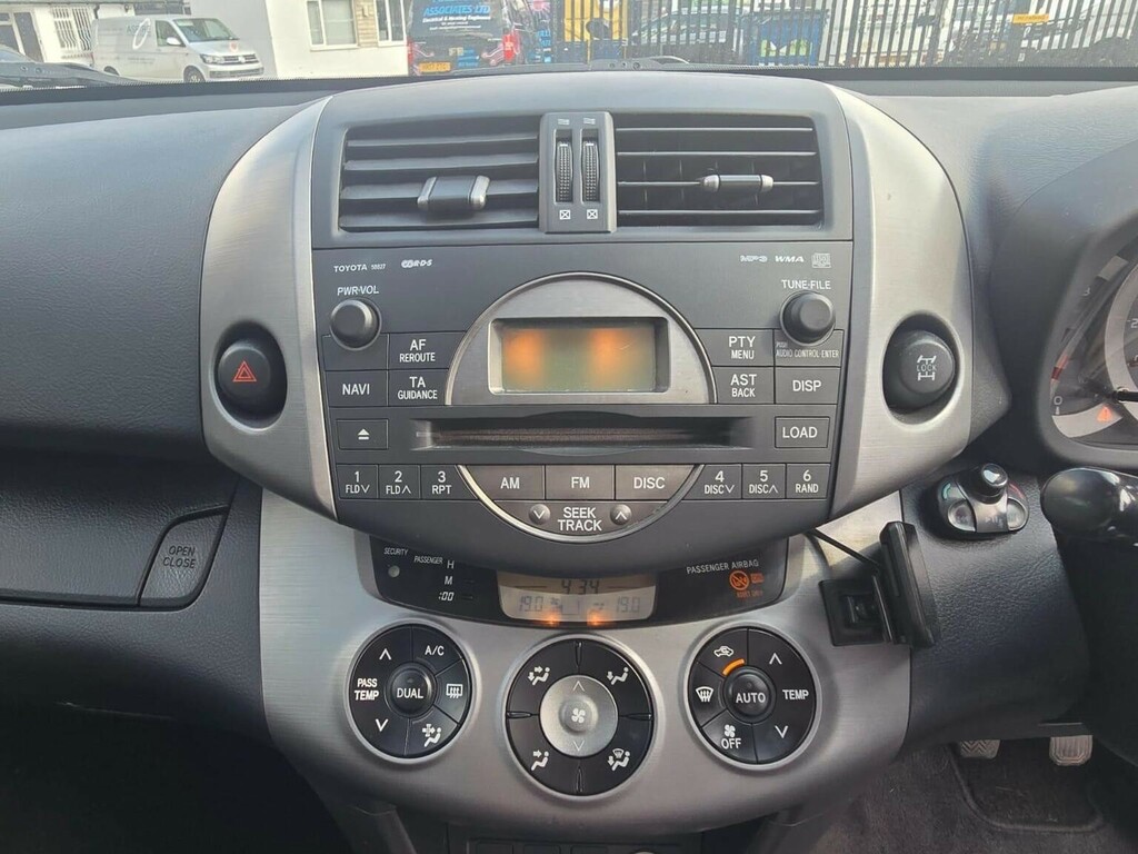 Toyota Rav 4 Variant Xt4 Black #18