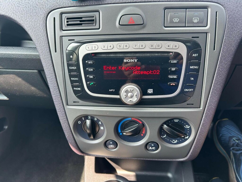 Ford Fusion 1.6 Zetec Climate Blue #17