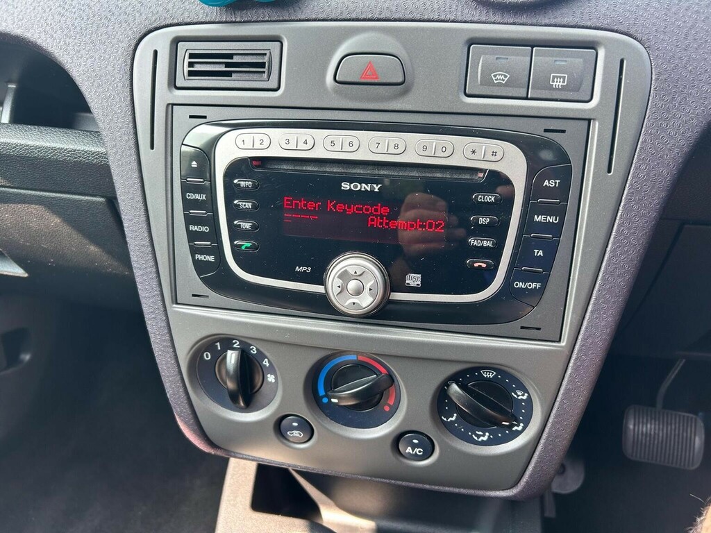 Ford Fusion 1.6 Zetec Climate Blue #16
