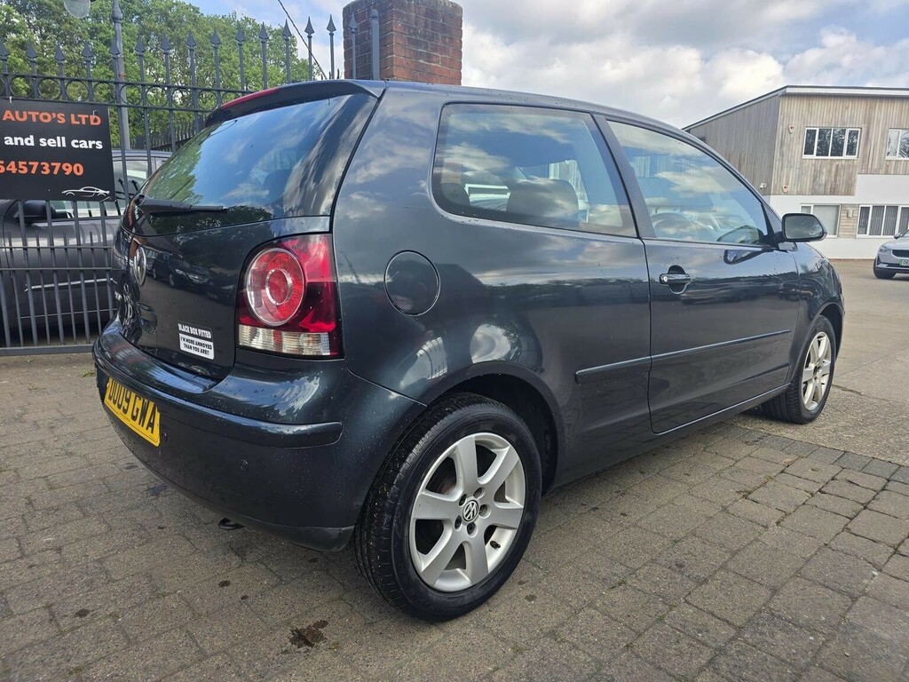 Volkswagen Polo 1.2 Match Grey #3