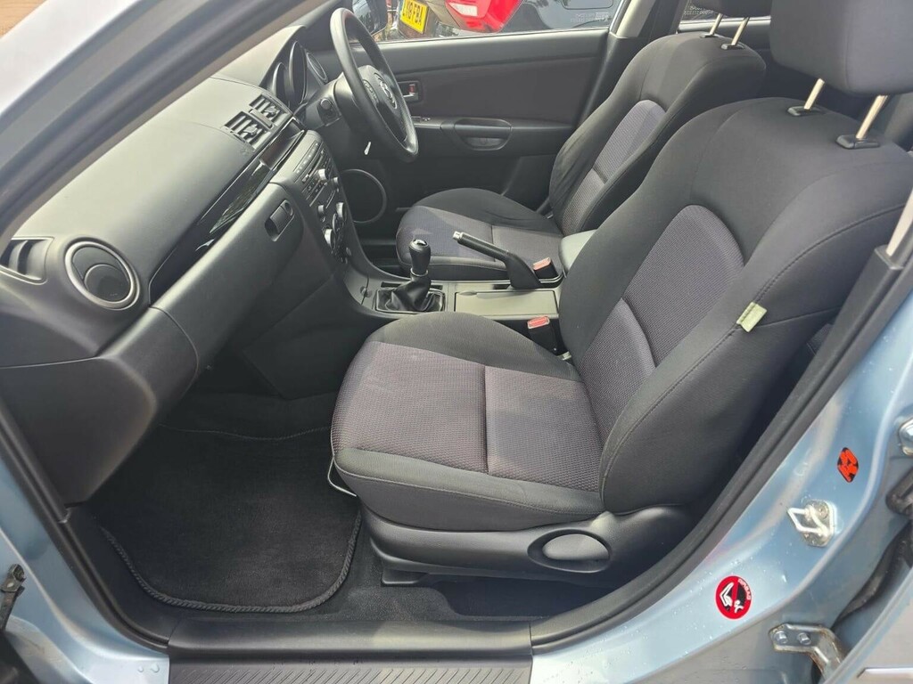Mazda 3 06 Mazda Mazda3 1.6 Ts Hatchback Blue #15