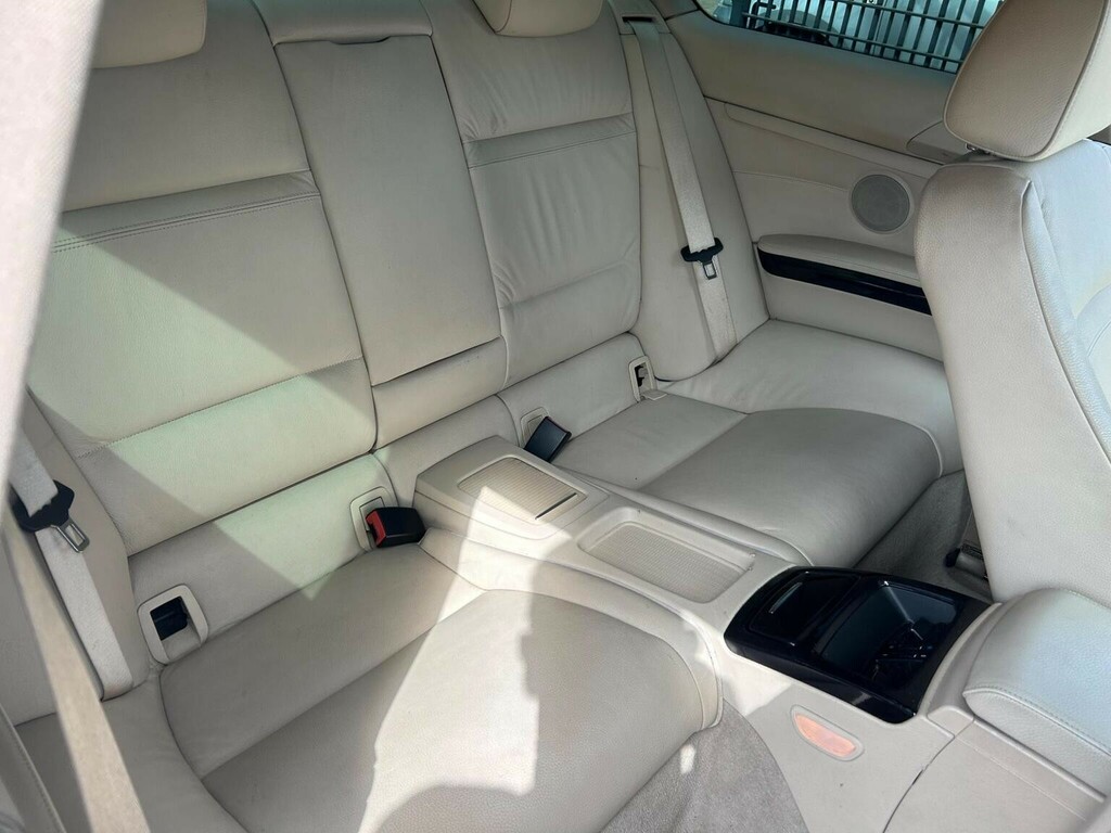 BMW 3 Series Estate Blue #14