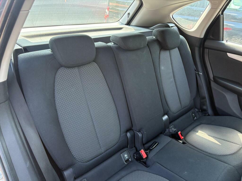 BMW 2 Series Active Tourer 218I Se Active Tourer Red #17