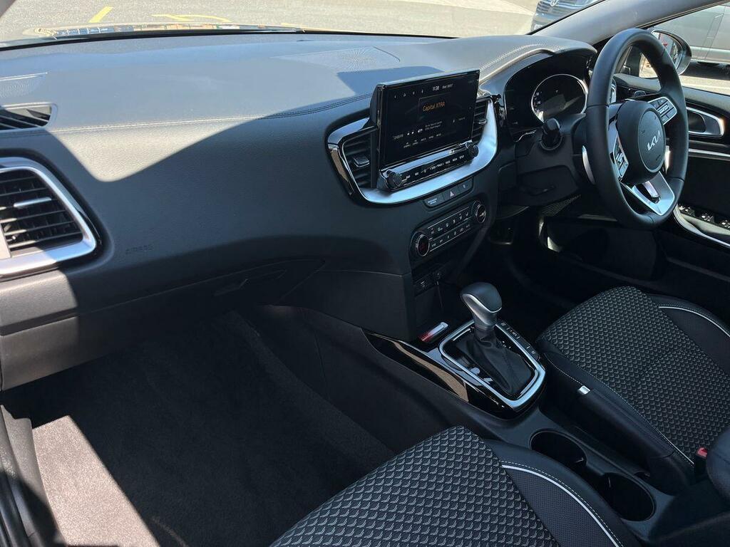 Kia Xceed 1.0 T-gdi Mhev Pure Suv Hybrid Dct Euro PJ26JFX #2