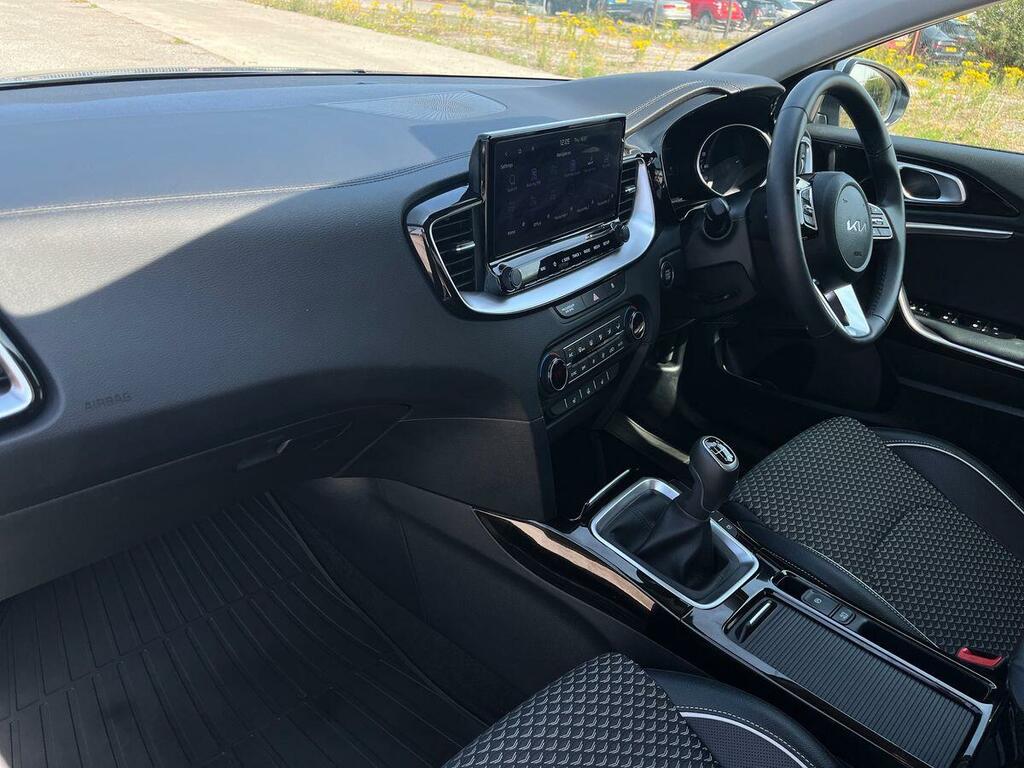 Kia Xceed 1.5 T-gdi 3 Suv Euro 6 Ss 13 #2
