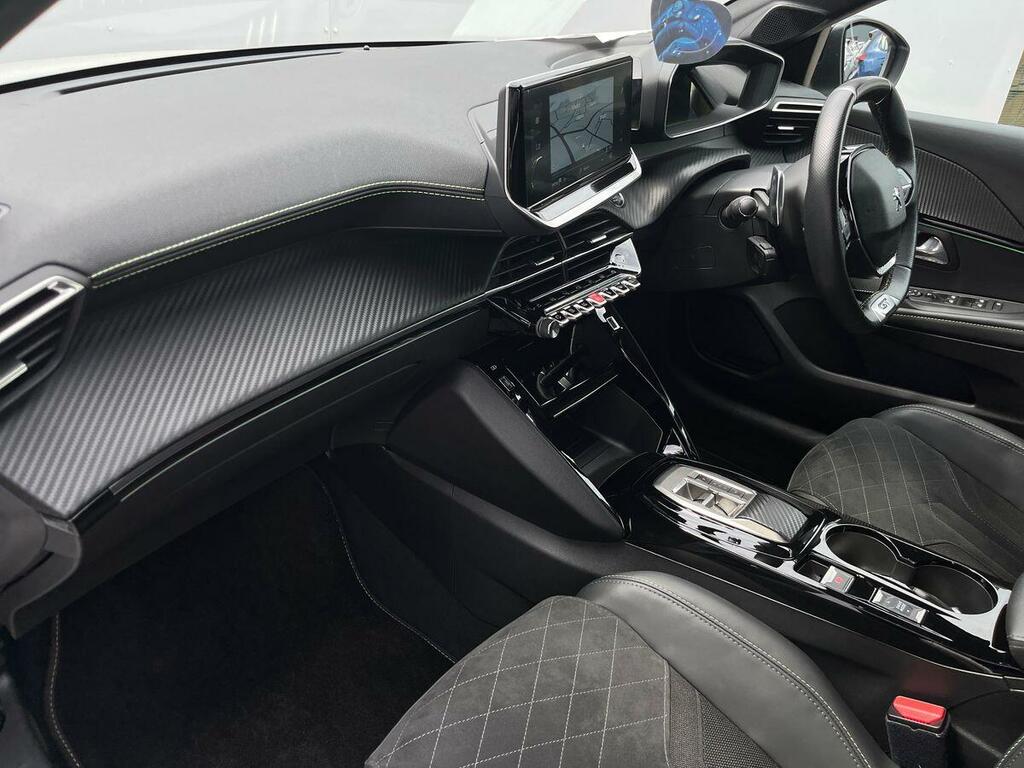 Peugeot 208 1.2 Puretech Gt Premium Hatchback Eat E PK22XCR White #2