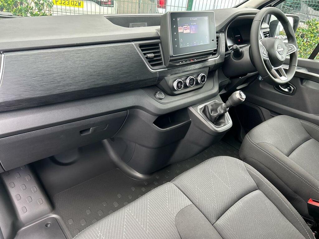Nissan Primastar 2.0 Dci 30 Tekna L2 H2 Euro 6 Ss White #2