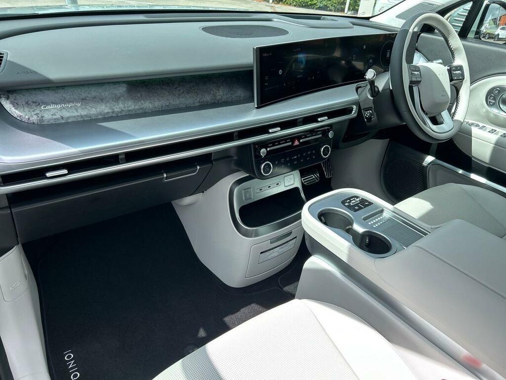 Hyundai Ioniq Estate Grey #2