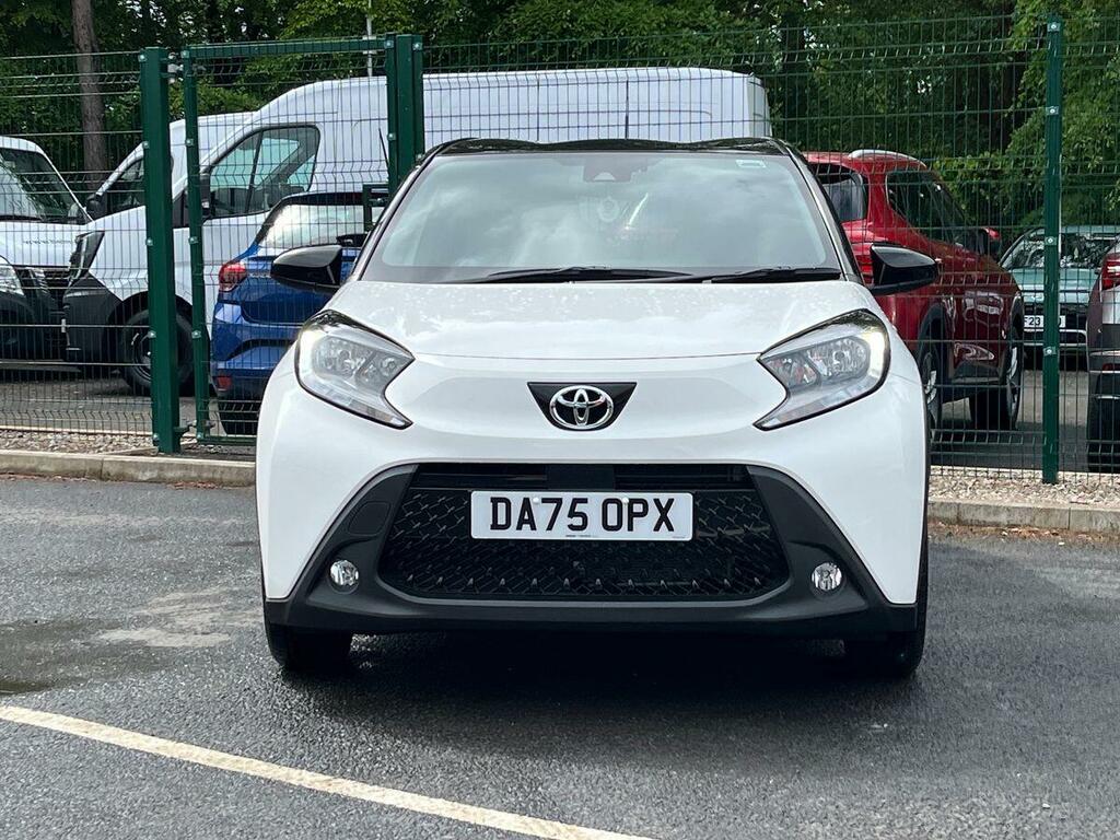 Toyota Aygo X 1.0 Vvt-i Edge Hatchback X-shift Euro 6 DA75OPX White #4