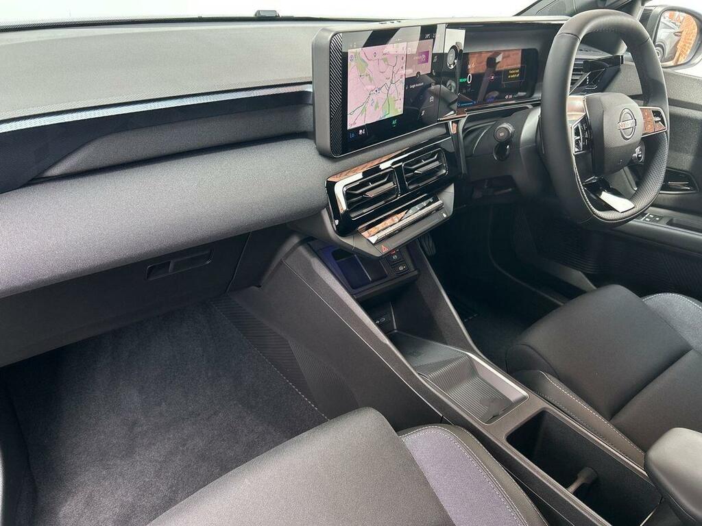 Nissan Micra Extended Range 52Kwh Advance Hatchback Electri  #2