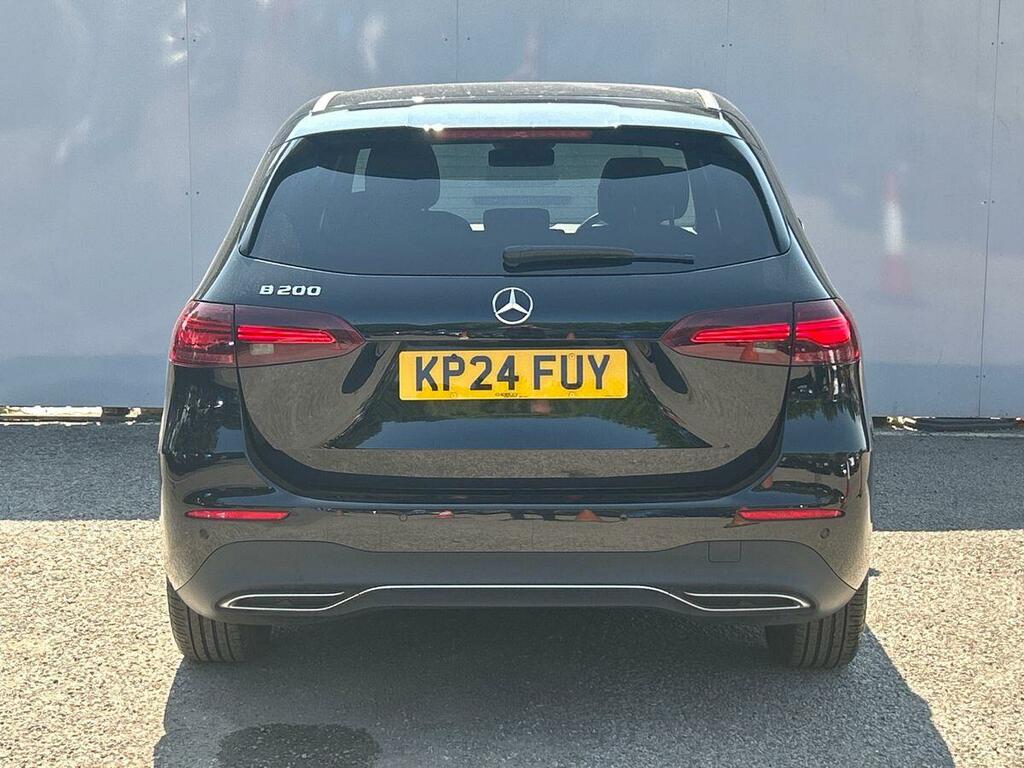 Mercedes-Benz B Class Hatchback Black #5