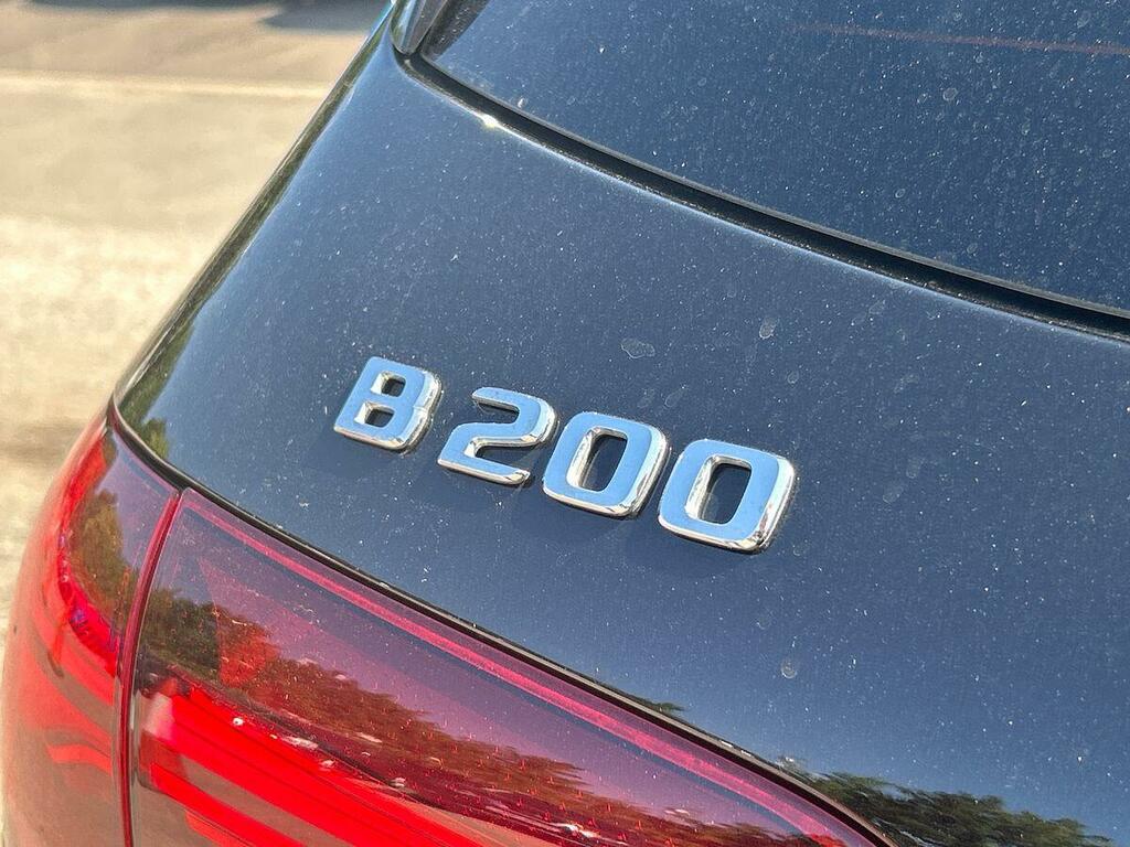 Mercedes-Benz B Class Hatchback Black #24