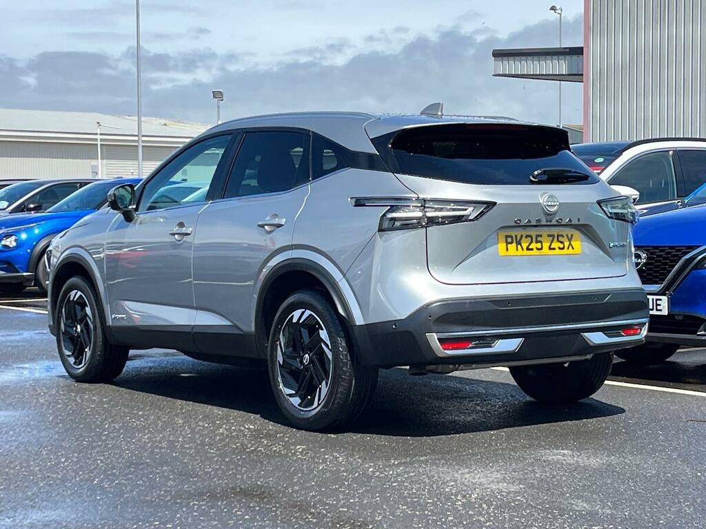 Nissan Qashqai 1.5 H E-power N-connecta Suv Hybrid Aut PK25ZSX Silver #3