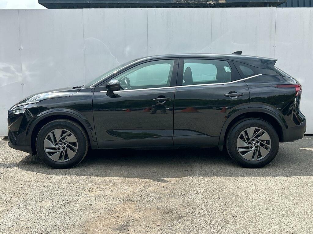 Nissan Qashqai 1.3 Dig-t Mhev Acenta Premium Suv Hybri BL23FFH Black #6