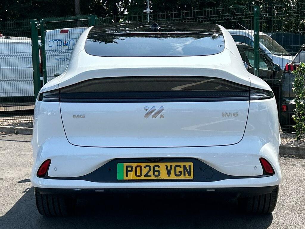 MG IM6 100Kwh Performance 4Wd White #5