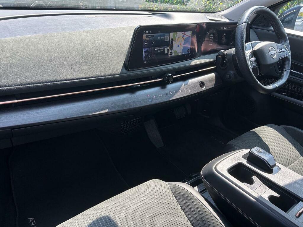 Nissan Ariya 87Kwh Evolve Suv 22Kw Charger 2 Green #2