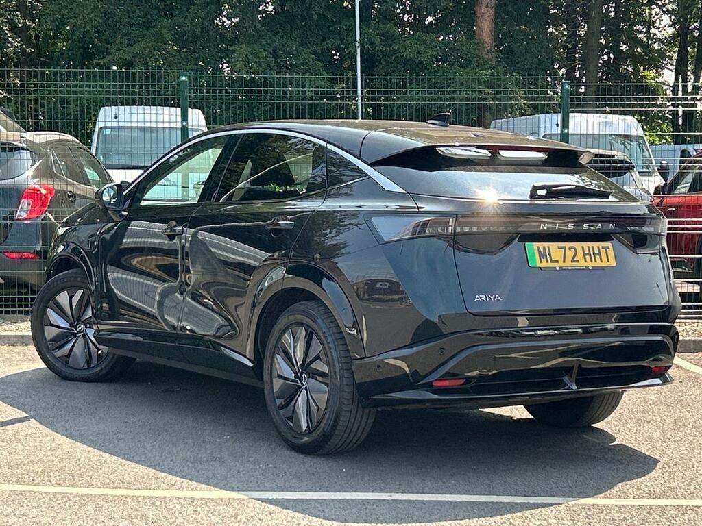 Nissan Ariya 87Kwh Evolve Suv 22Kw Charger 2 Green #3