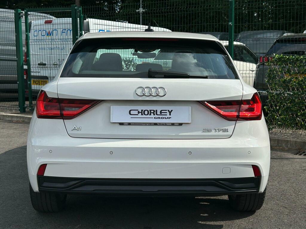 Audi A1 1.0 Tfsi 25 Sport Sportback Euro PG22AOM White #5