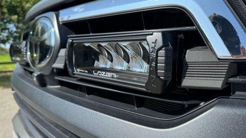 Toyota HILUX 2.8 Hilux Invincible Brown #6
