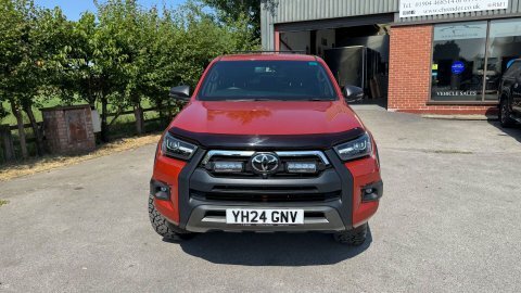 Toyota HILUX 2.8 Hilux Invincible Orange #6